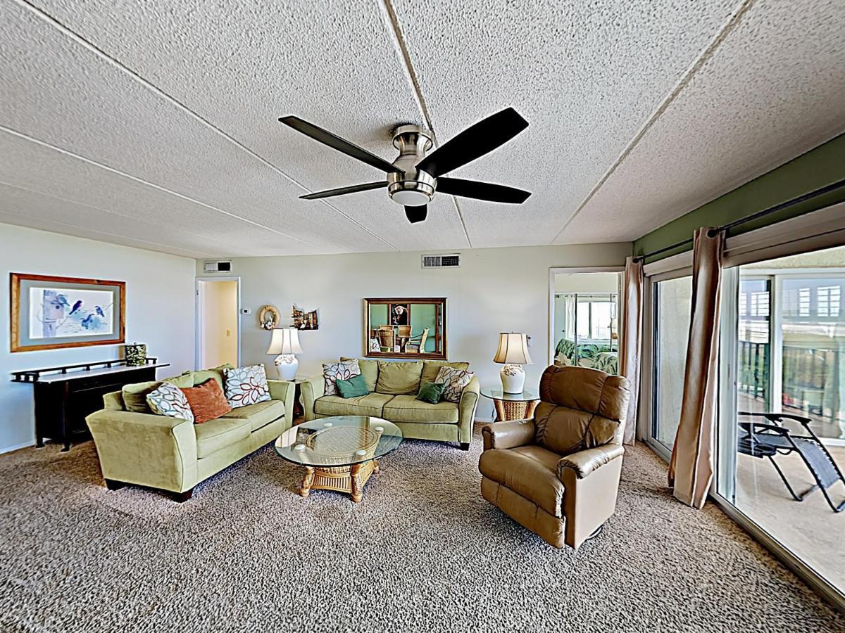 New Listing! Fernandina Beach Oasis With Pool Condo Kültér fotó